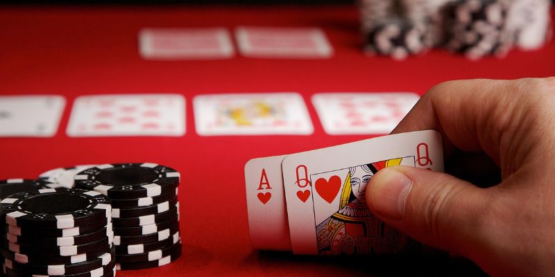 Đừng dựa quá nhiều vào Bluff khi chơi Poker